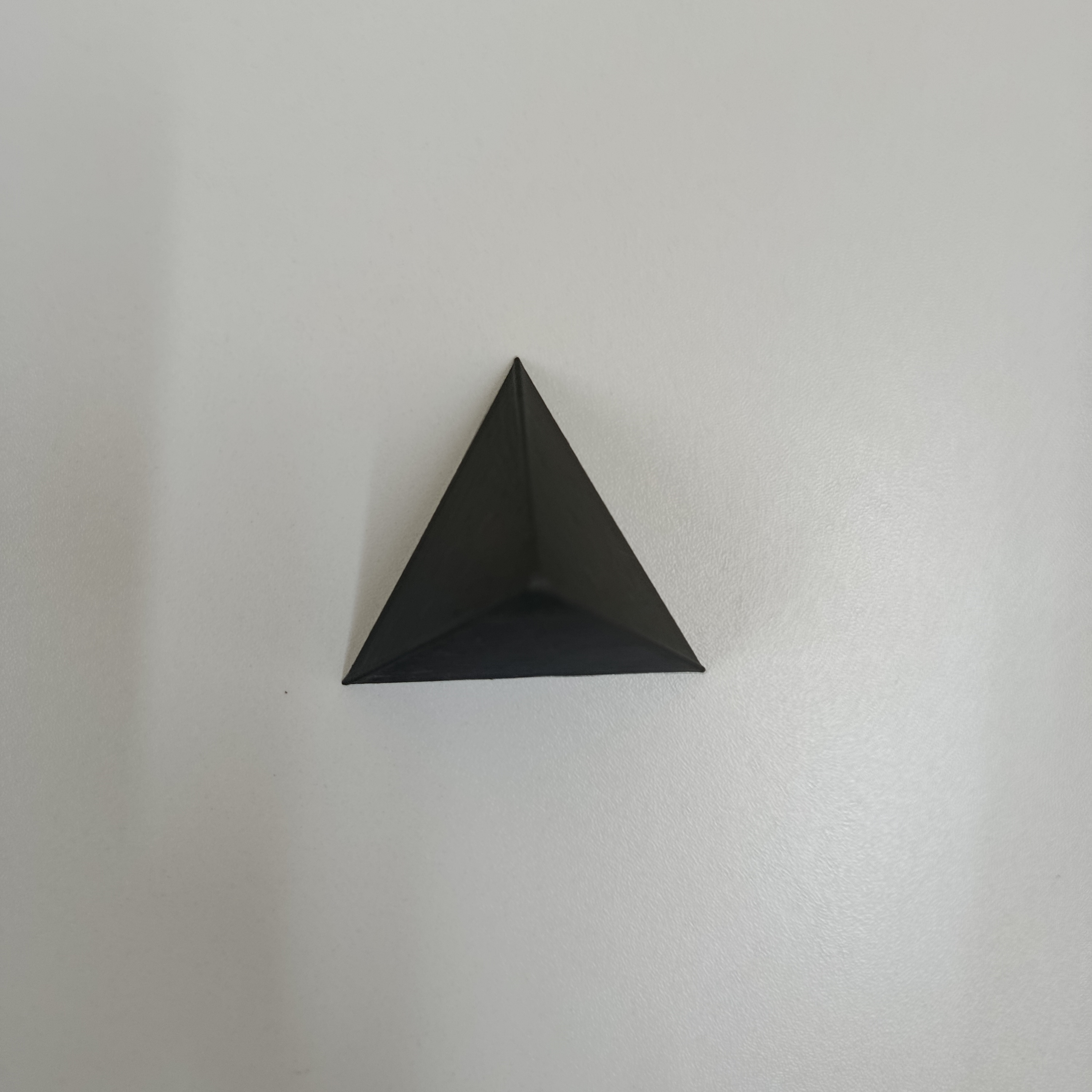 Pirâmide Base Triangular